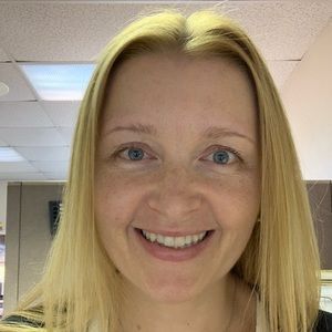 Meet your Posher, Marci